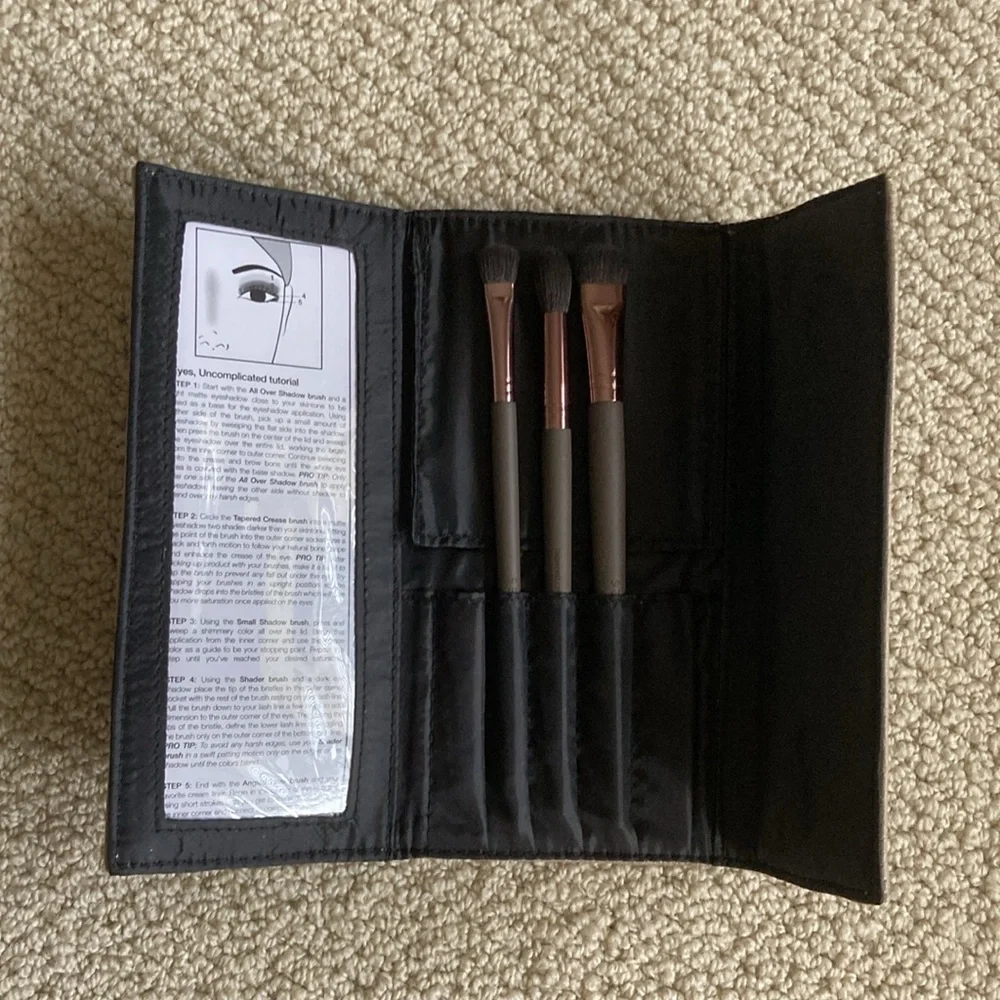 Sephora Brush Set and Leather Brush Case *Contains 3 Brand New Brushes NIB